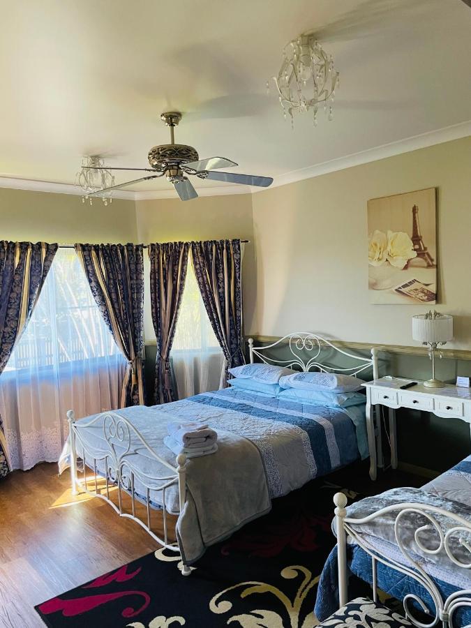 Golden Lace B&B Sarina Екстериор снимка